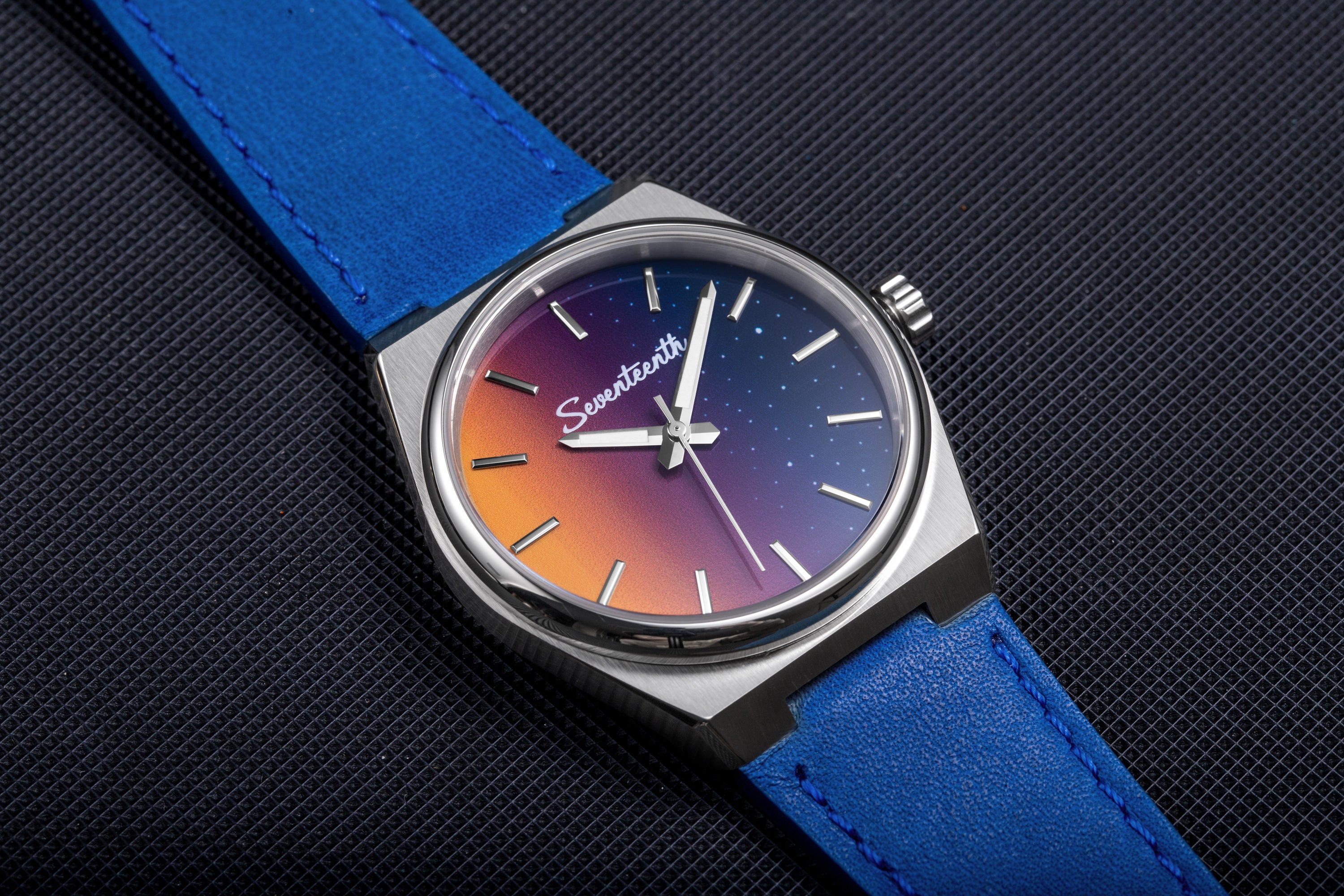 Silver Daybreak – Seventeenth Watches